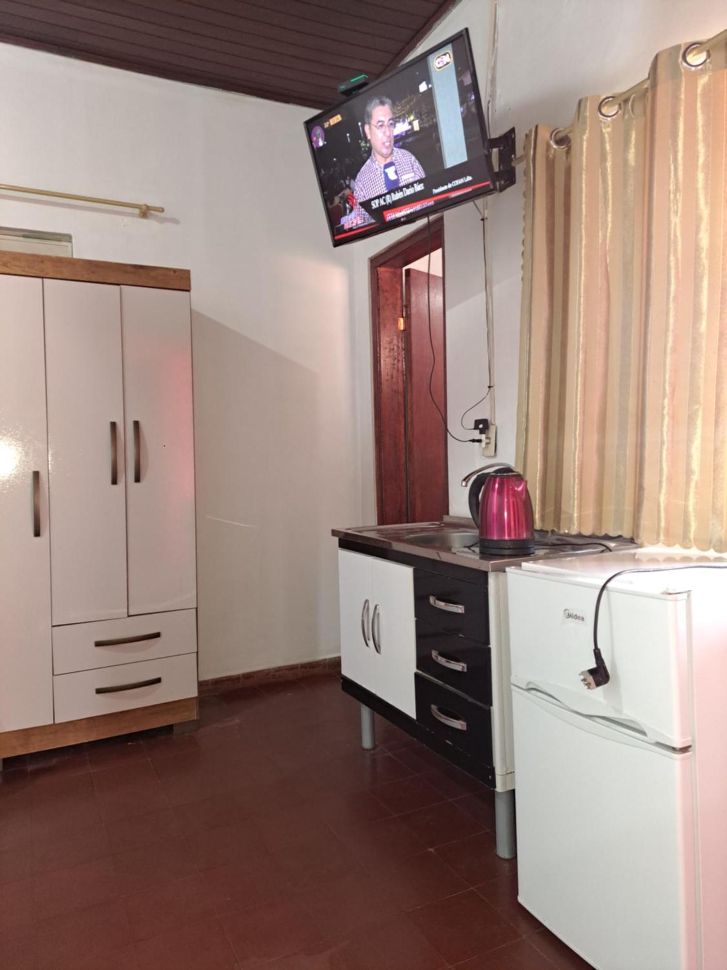 Hummingbird Hostel Ciudad del Este Exterior photo