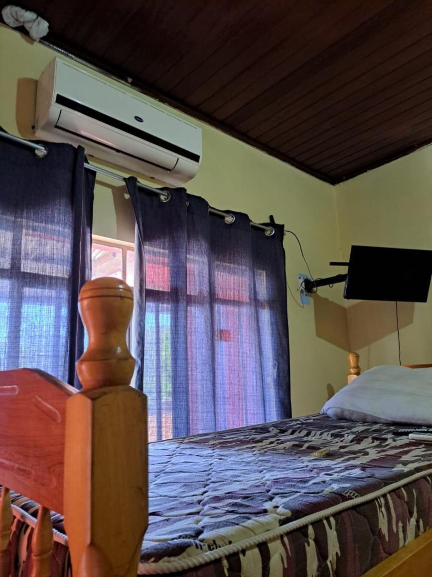 Hummingbird Hostel Ciudad del Este Exterior photo